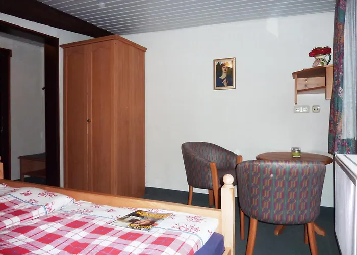 Hof Guttels Waldgasthof Ferienpension