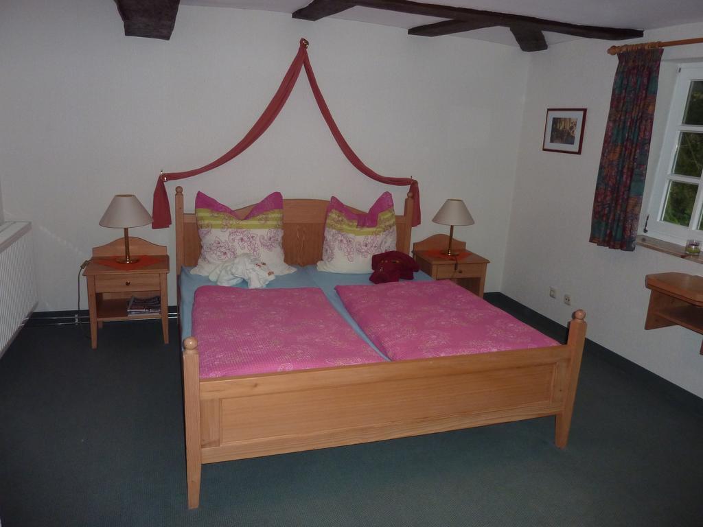 Hof Guttels Waldgasthof Ferienpension Gasthof Rotenburg an der Fulda