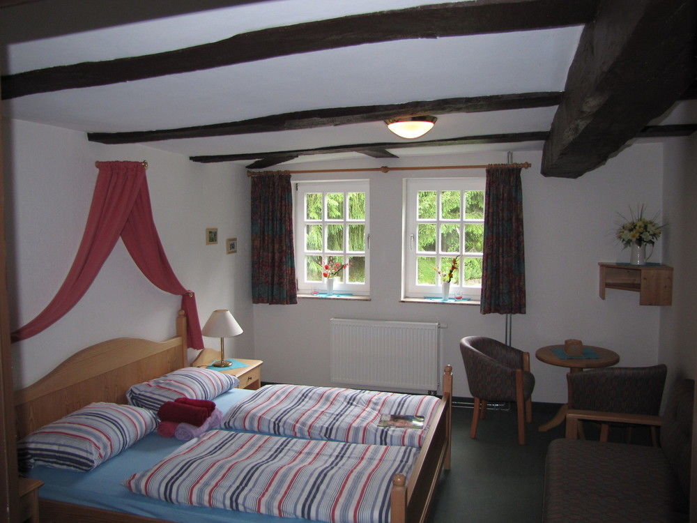 Hof Guttels Waldgasthof Ferienpension